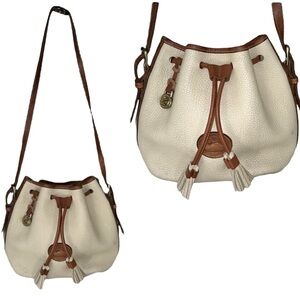 Vintage Dooney & Bourke 1980s Ivory Pebbled Leather Drawstring Bucket Bag